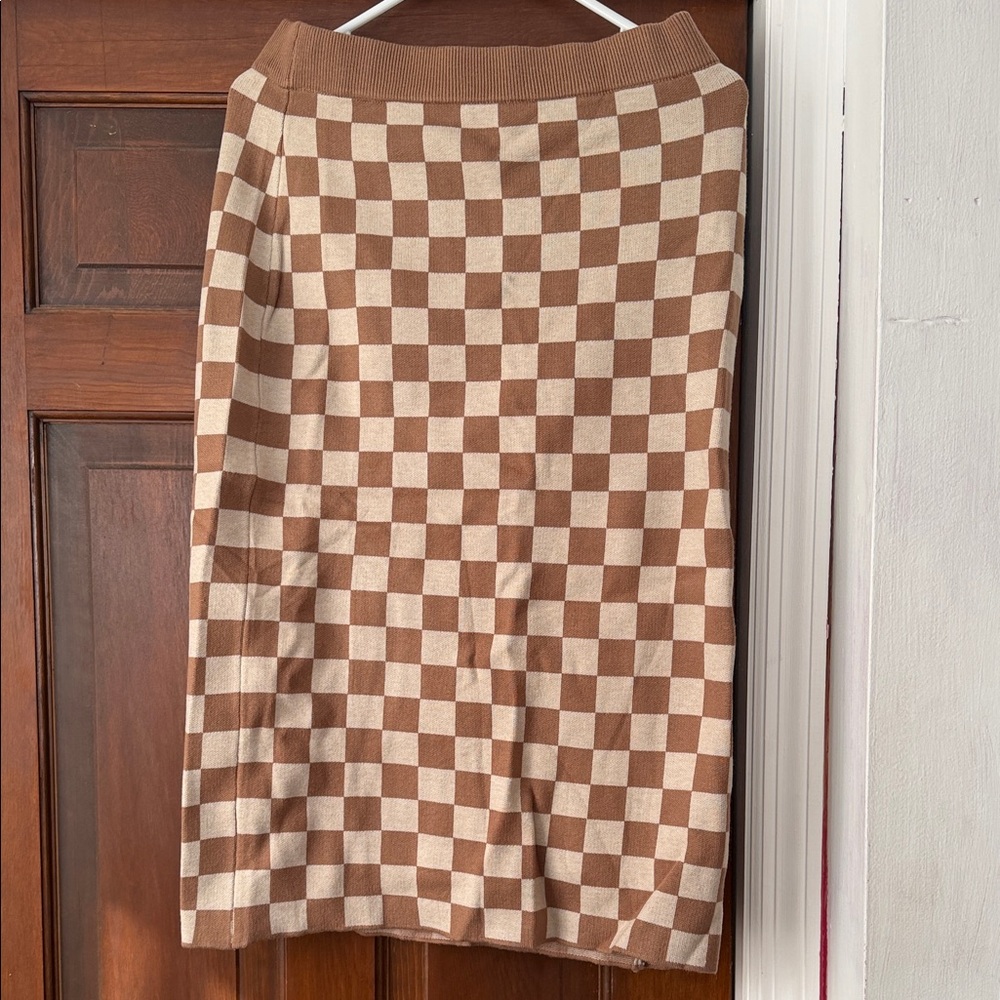 Polagram Brown and Cream Checkered Pencil Skirt